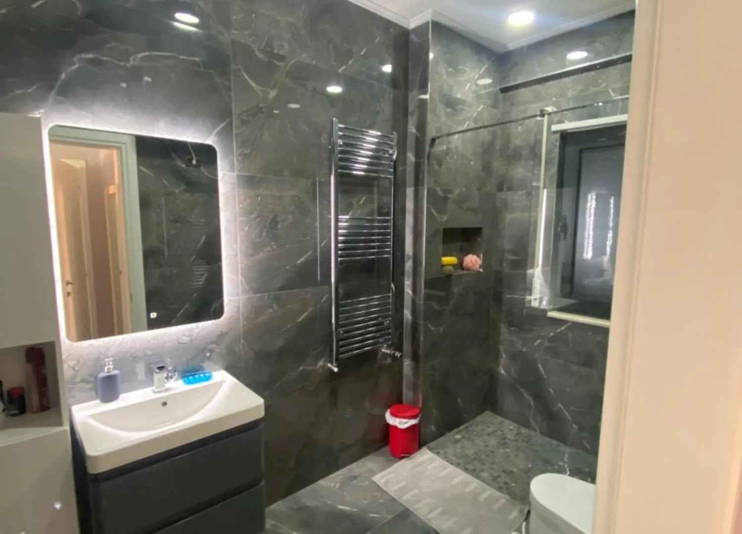 Luxurious Apartment In Tirana